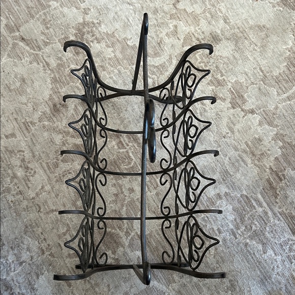 Magazine Rack - Picture 3 of 3